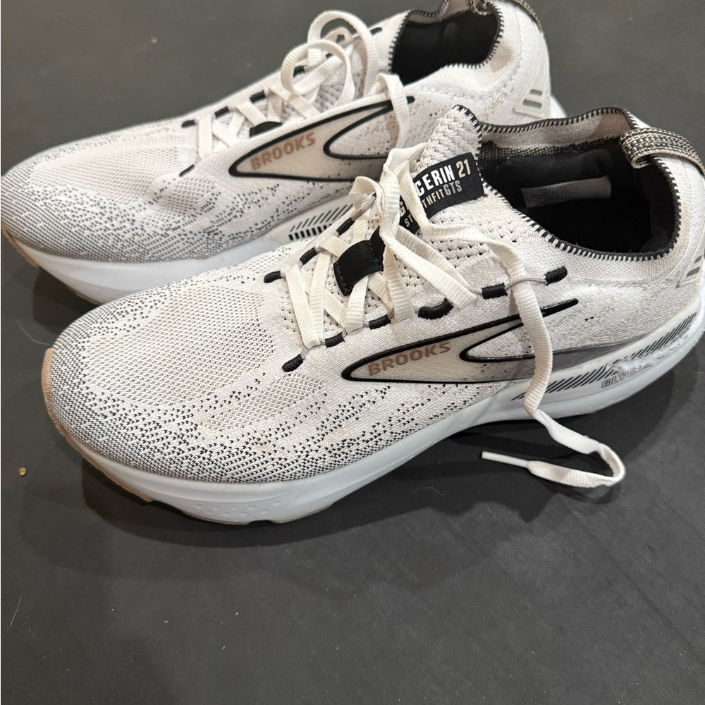 Brooks Glycerin Stealthfit GTS Women’s Sneakers Size 10